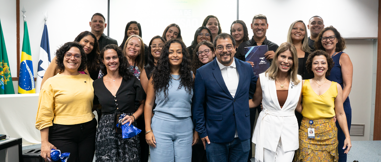 inmetro-e-instituto-zeca-pagodinho-formam-segunda-turma-do-curso-de-auxiliar-de-controle-da-qualidade